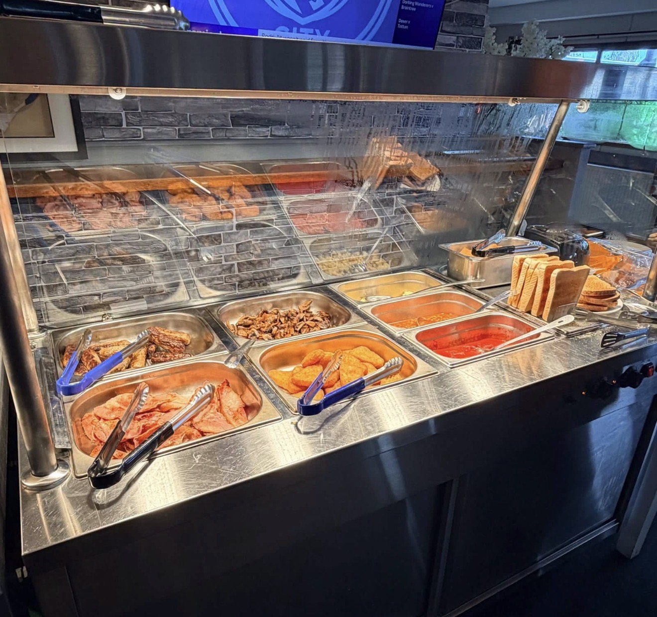 The Lakeside carvery buffet